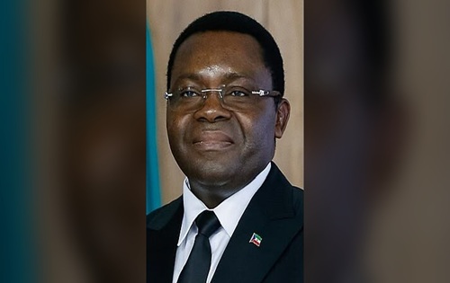 uan Ndong Nguema Mbengono, general de policía y embajador del régimen de Obiang en Francia, en un retrato oficial.